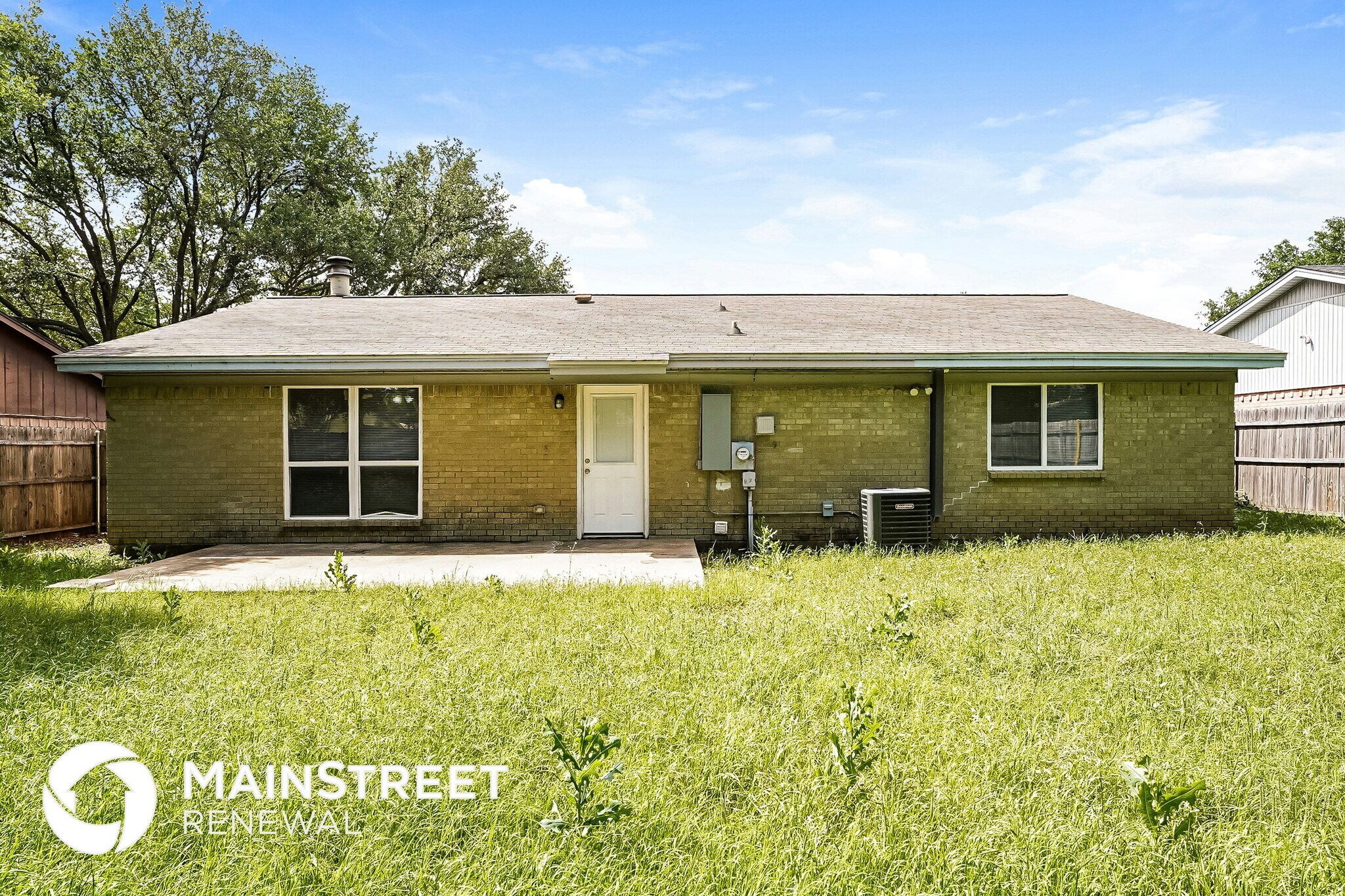 Building Photo - 544 Fox Dr