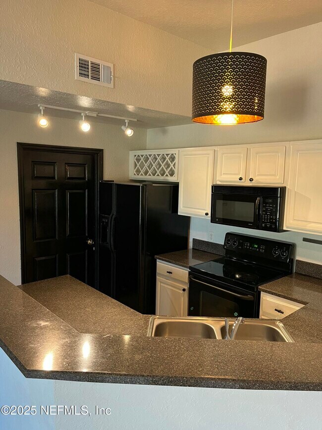 Building Photo - 425 Timberwalk Ct