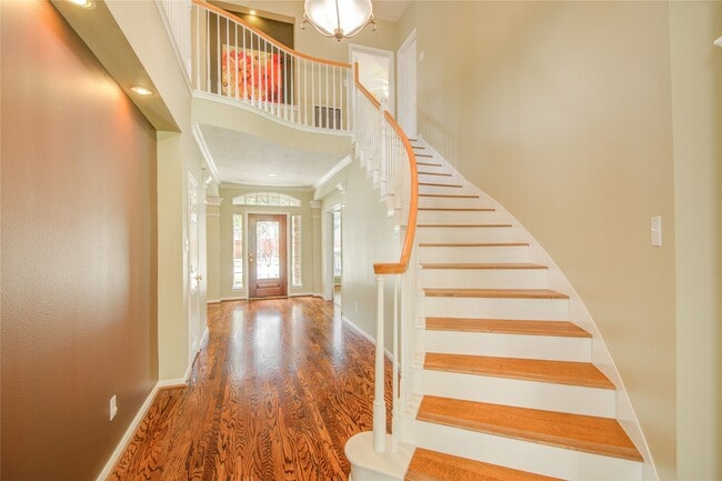 Building Photo - 5814 Ballina Canyon Ln