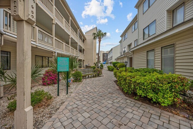 Building Photo - All Inclusive Seasonal Rental Available October 1st, 2025-March 31st 2026!