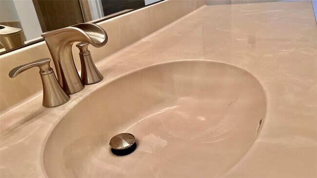 Building Photo - 3046 Grandiflora Dr