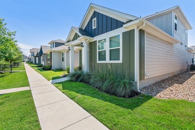 Building Photo - 5310 Mulberry Grove Ln