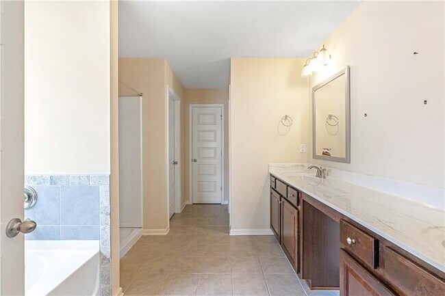 Building Photo - 951 Elyse Springs Ct
