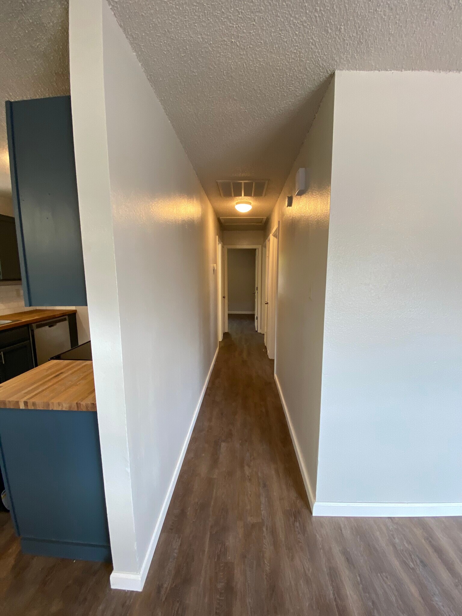 Building Photo - 4327 Stayman Dr