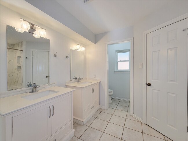 Building Photo - 20506 Laverton Dr