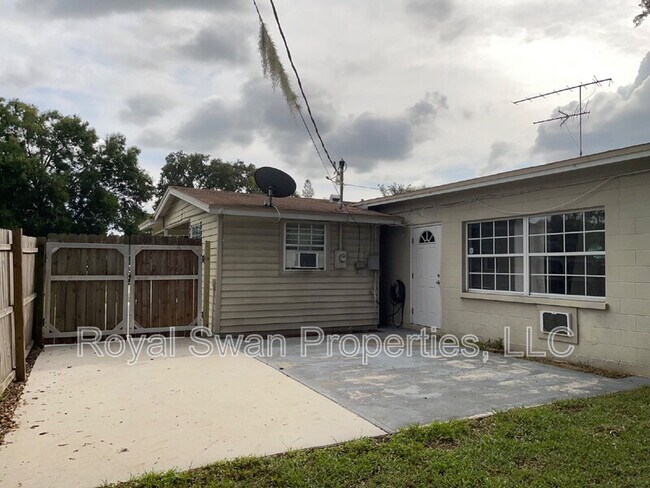 Building Photo - 1644 Tangerine St