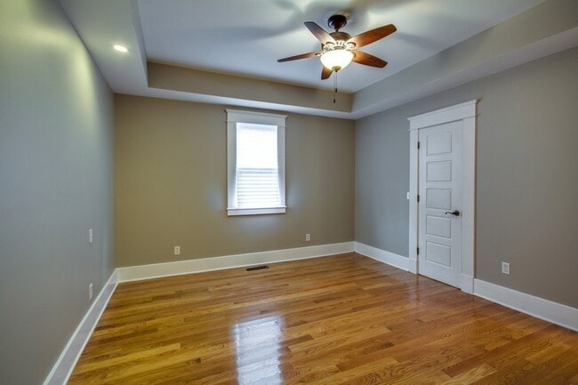 Building Photo - 5106 Indiana Ave