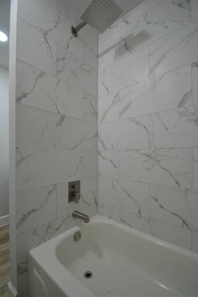 Building Photo - 4527 Adonis Dr