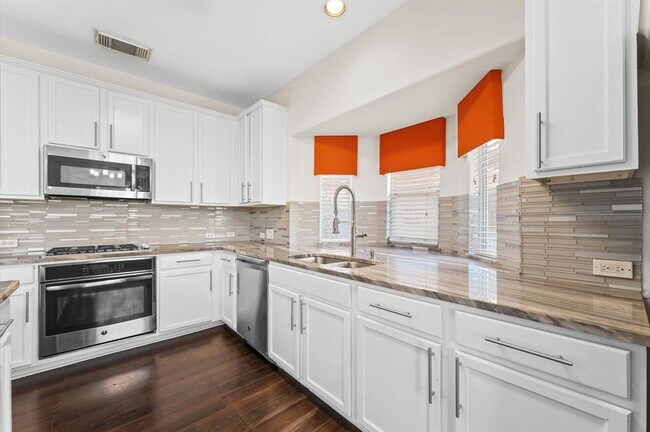 Building Photo - 21231 Rush Hollow Ct