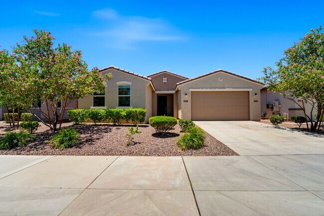 Building Photo - Luxury Kitchen + 3 Bed & Den/Office in Azure Canyon | Quartz, Gas Cooktop & More