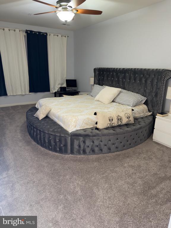 Building Photo - 24701 Byrne Meadow Square