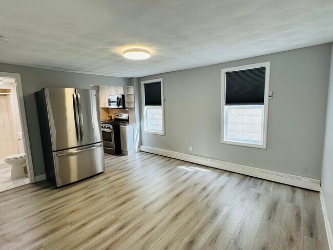 Building Photo - 21 Gesler St