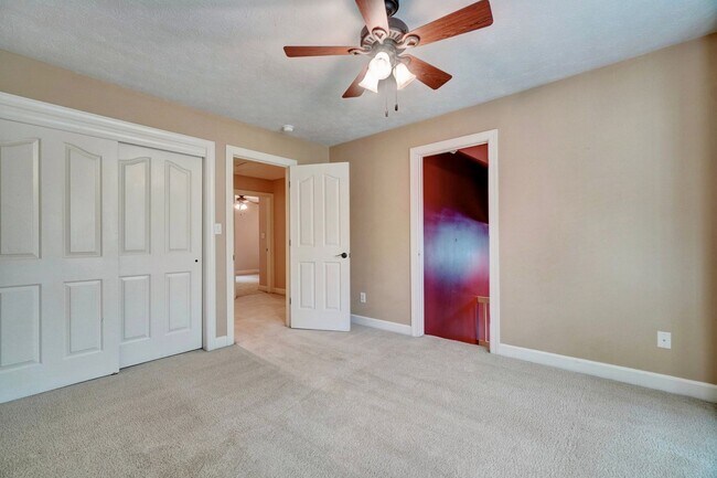 Building Photo - 1700 Jermyn Ln