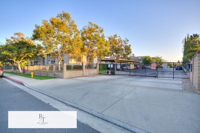 Building Photo - Lowest in the area!  Beautiful Family Home...