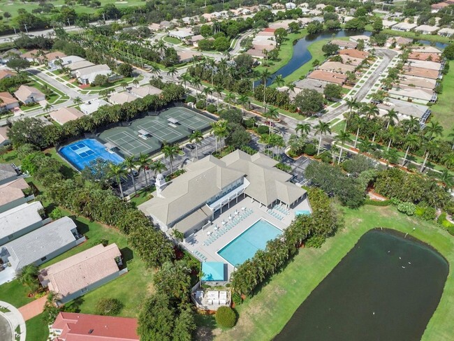 Building Photo - 10664 Royal Caribbean Cir