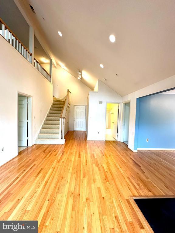 Building Photo - 164 Kendrick Pl
