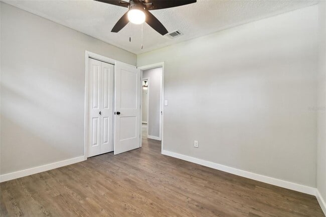 Building Photo - 535 W Palmeden Dr