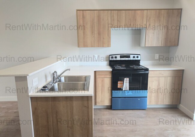 Building Photo - FOR RENT- BRAND NEW BUILD on Janney Ave!! Dogs ok!