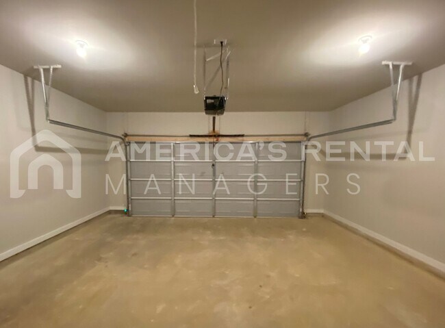 Building Photo - Home for Rent in Clanton, AL!!! View with 48 Hours Notice!