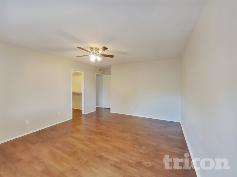 Building Photo - 7125 Hardwood Trail