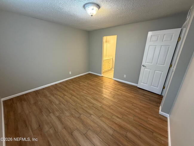 Building Photo - 3864 La Mirada Dr N