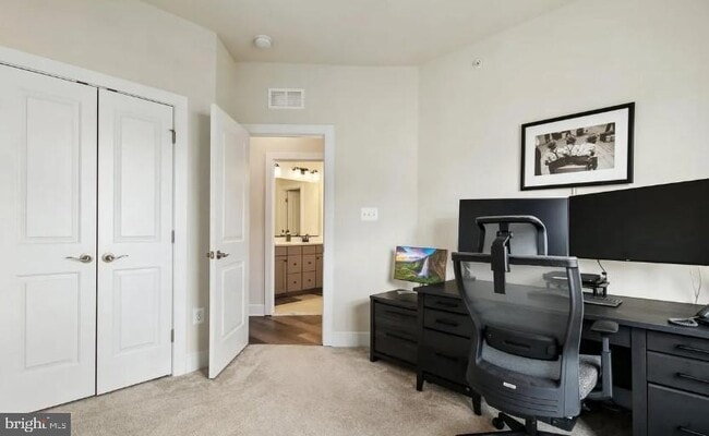 Building Photo - 167 Klee Alley