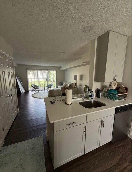 Building Photo - 608 Windsor Ridge Dr