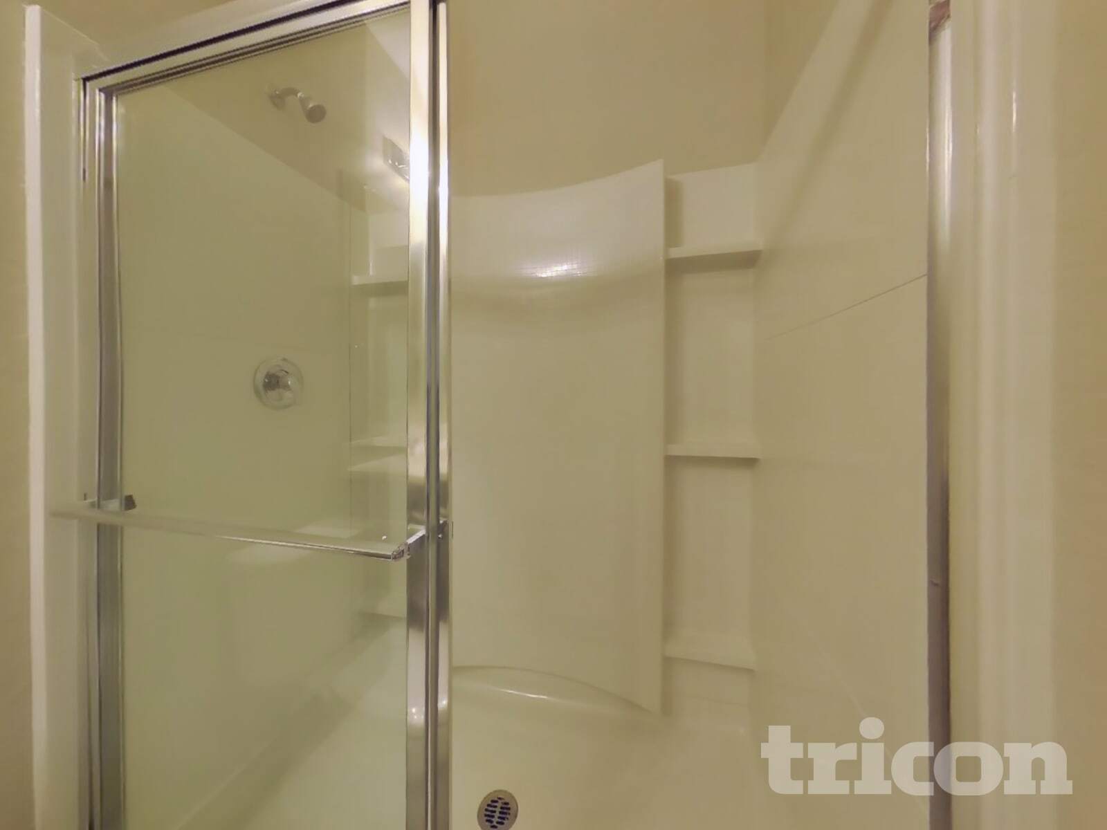 Building Photo - 2630 E Danbury Rd