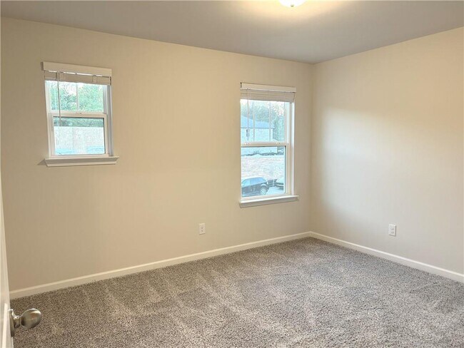 Building Photo - 6901 Durham Ln