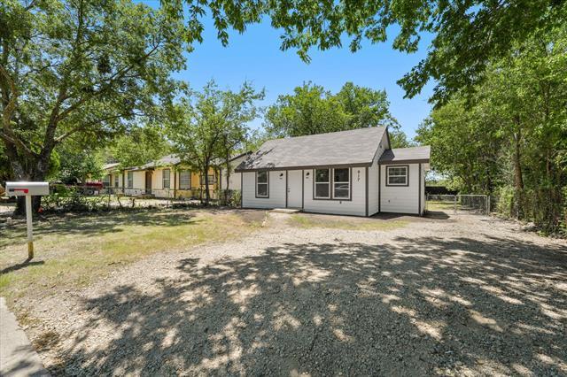 Building Photo - 917 N Wood St