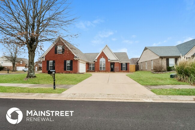 Building Photo - 5665 Deer Ridge Dr