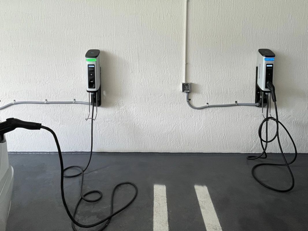 Building Photo - 1000 NW 7th St