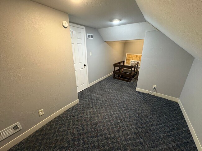 Building Photo - 2963 Dudley St