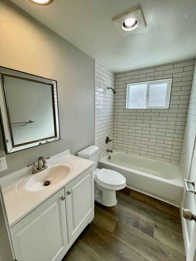 Building Photo - 519 Northgate