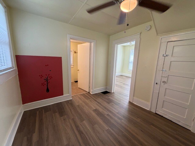 Building Photo - 2416 N Patterson Ave