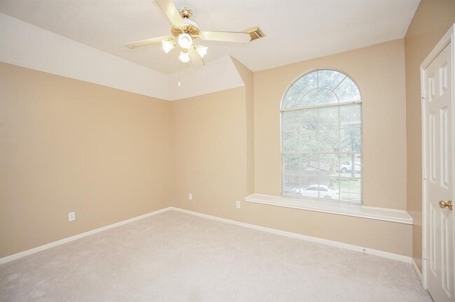 Building Photo - 1634 Emerald River Dr