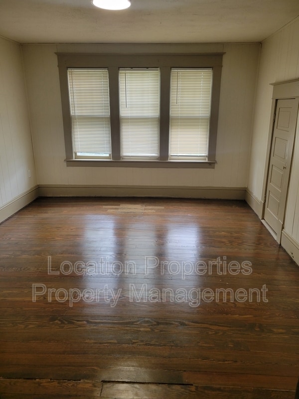 Building Photo - 1244 Louisiana St