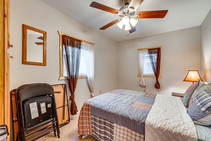 Building Photo - 2363 U.S. 34-SI ID1386231P