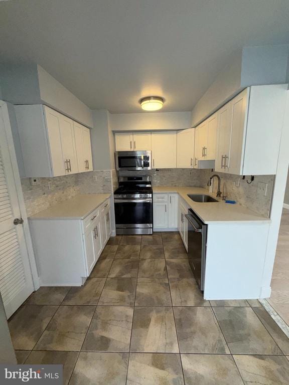 Building Photo - 5 Churchill Cir