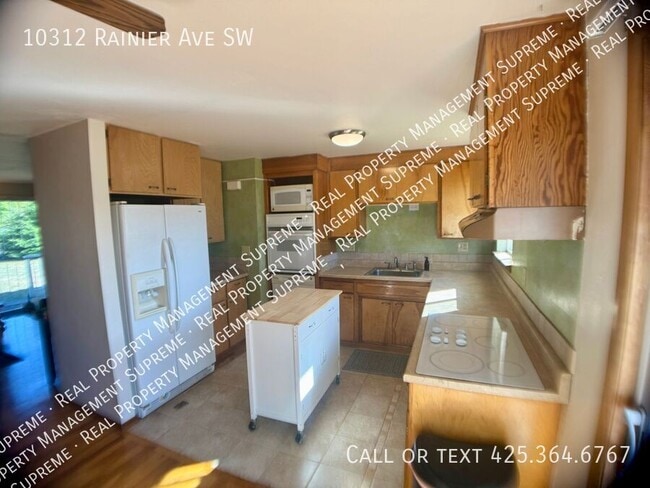 Building Photo - Perfect Family Home in Lakewood