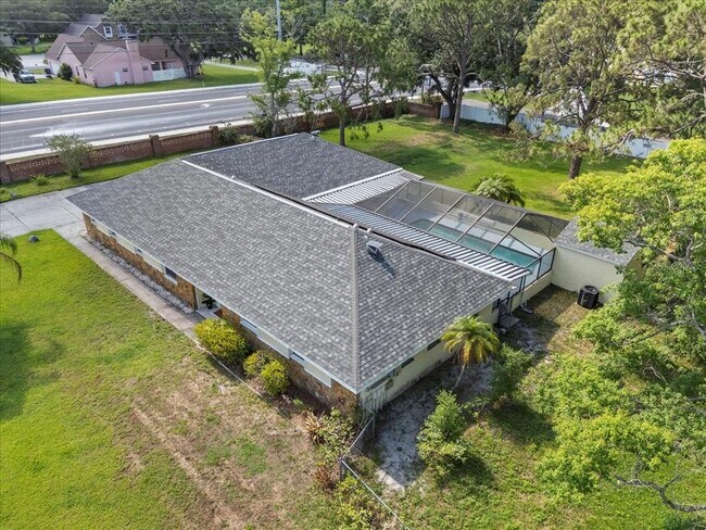 Building Photo - 903 Tomahawk Trail