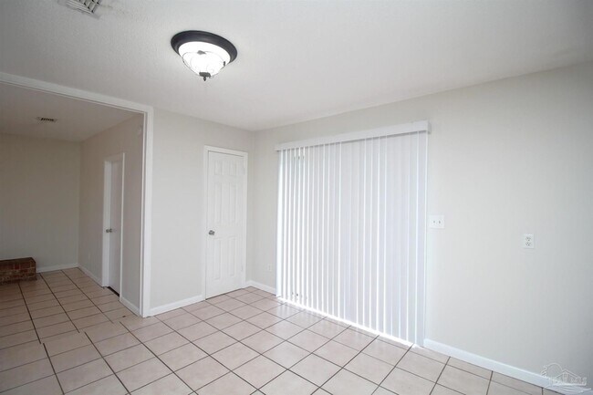 Building Photo - 5078 Barbara Ln