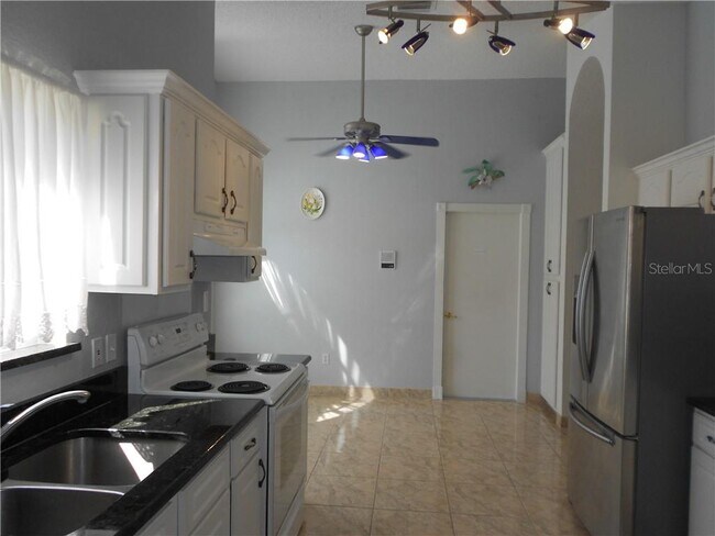 Building Photo - 3052 Collingswood Blvd