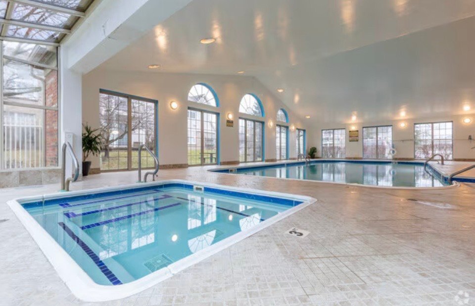 Building Photo - 249 Brookwood Dr