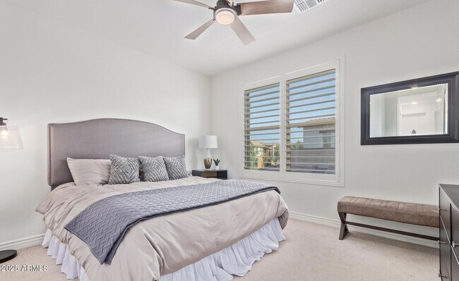 Building Photo - 5100 E Rancho Paloma Dr