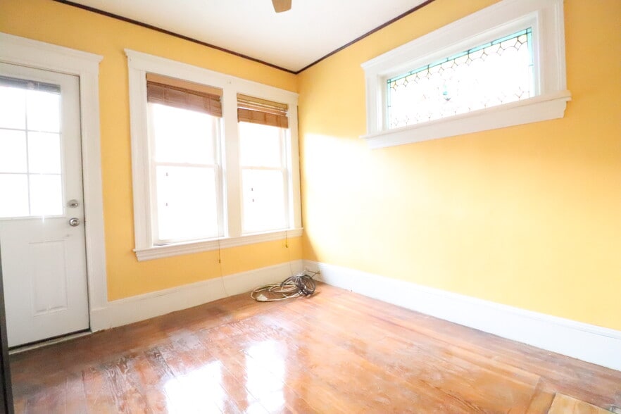 Building Photo - 268 Boston Ave