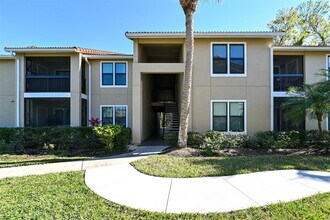 Building Photo - Furnished Condo! Gorgeous! Near beaches and shopping!