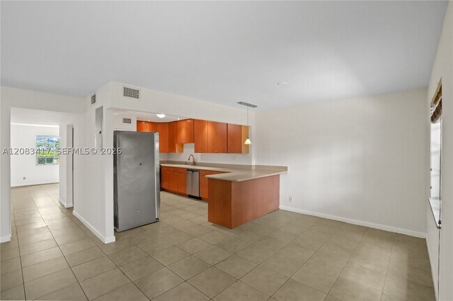 Building Photo - 1749 SW 81st Ln