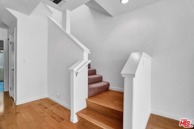 Building Photo - 14101 Dickens St