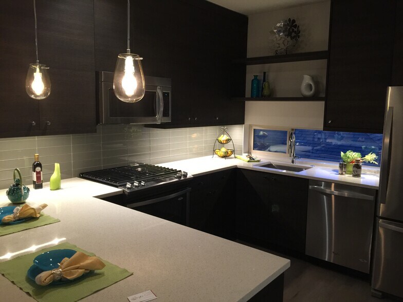 Kitchen - 4143 California Ave SW